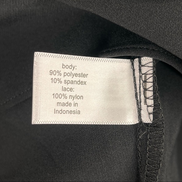 Lane Bryant Black Blouse Lace Vneck Front Sz 16 NWT - Picture 15 of 15